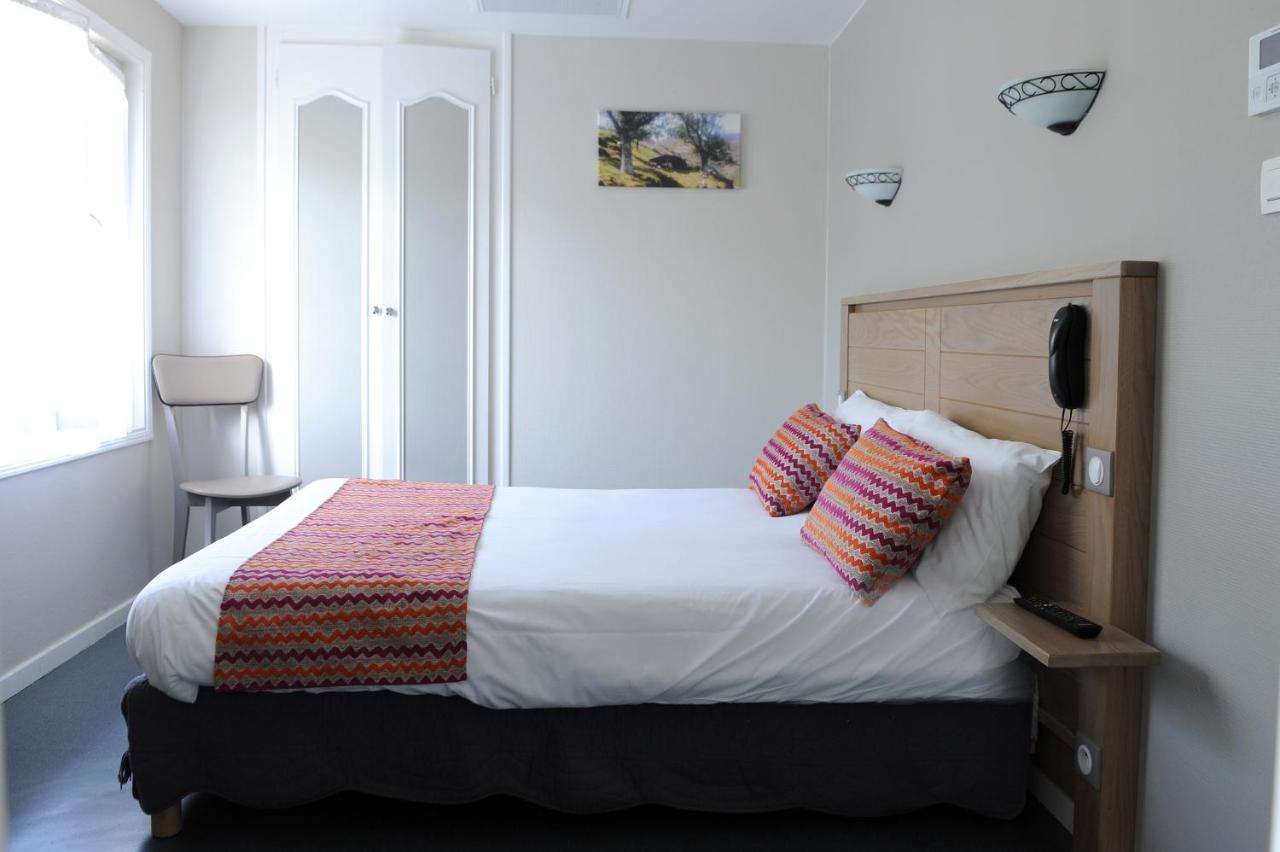 Manexenea Hotel